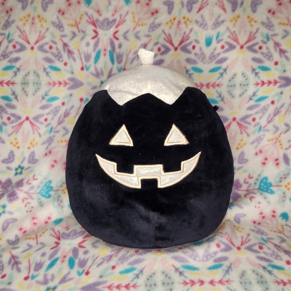 Squishmallows Paige the Pumpkin 5" Monochrome Halloween Plush - Picture 1 of 2
